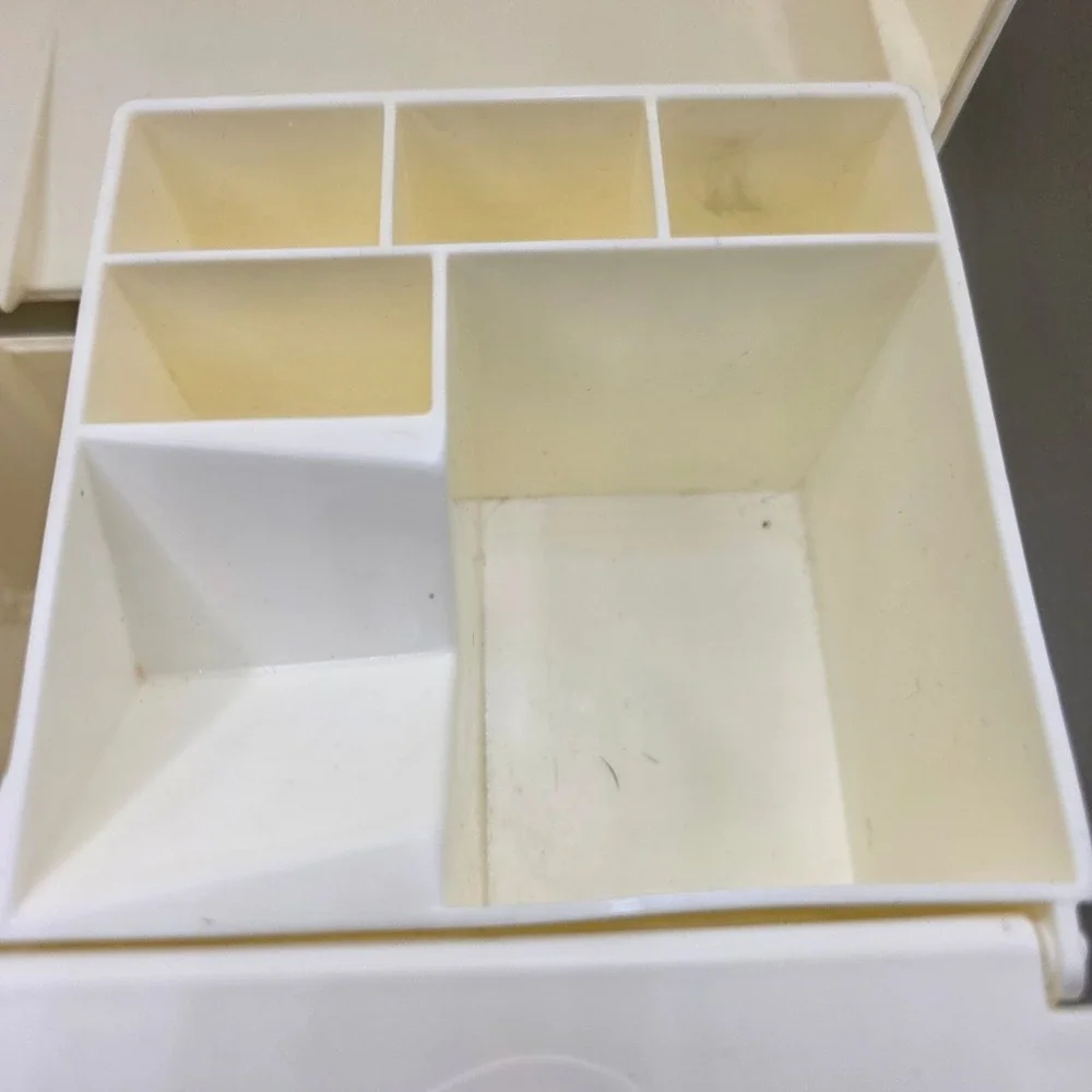 Vintage Caboodles Nail Care/ Makeup Case Cream White Ribbed 80s 90s